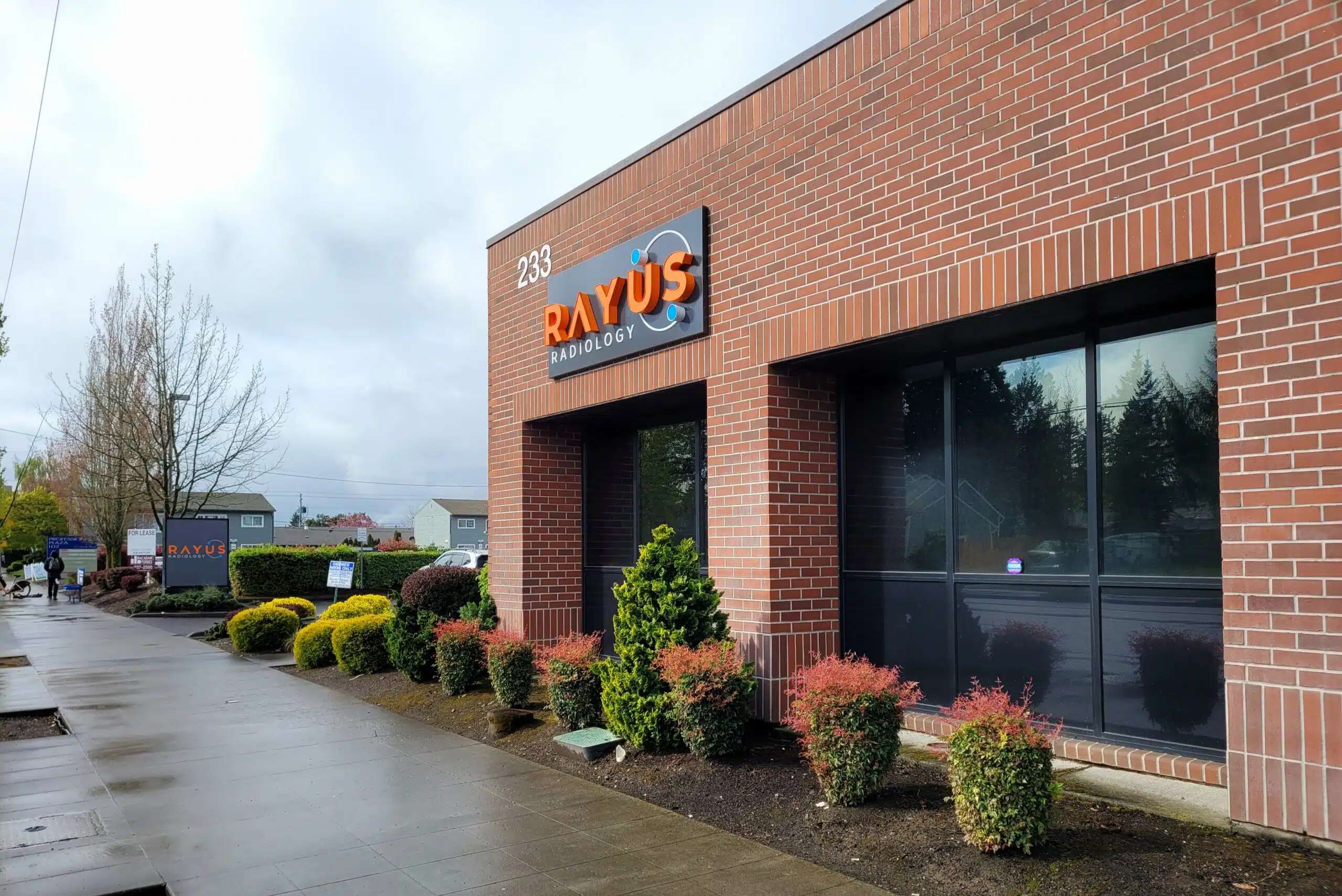 RAYUS Radiology diagnostic imaging center in 233 NE 102nd Ave., Portland, OR 97220